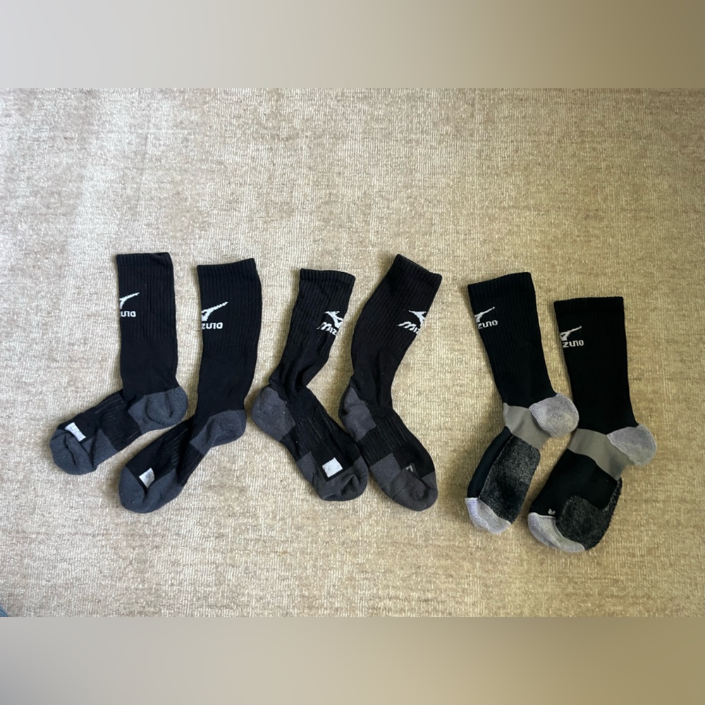 Mizuno women’s crew socks bundle